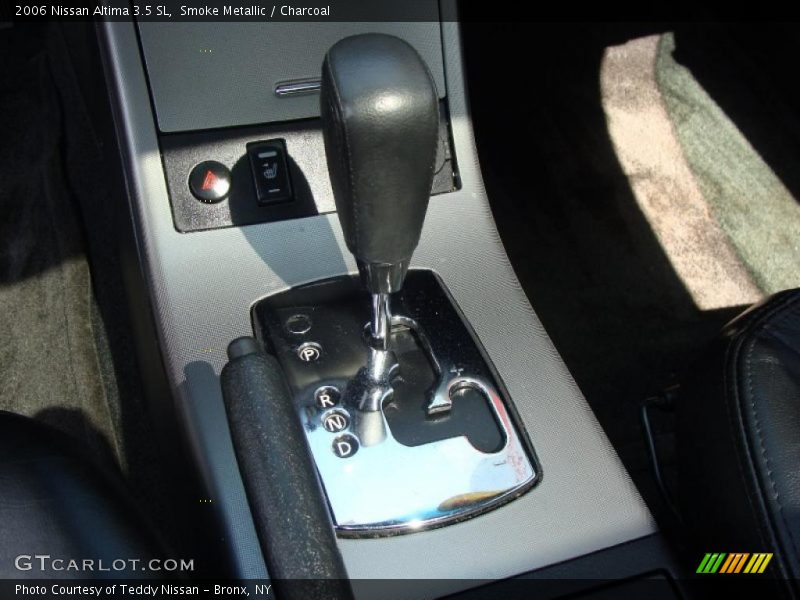 Smoke Metallic / Charcoal 2006 Nissan Altima 3.5 SL