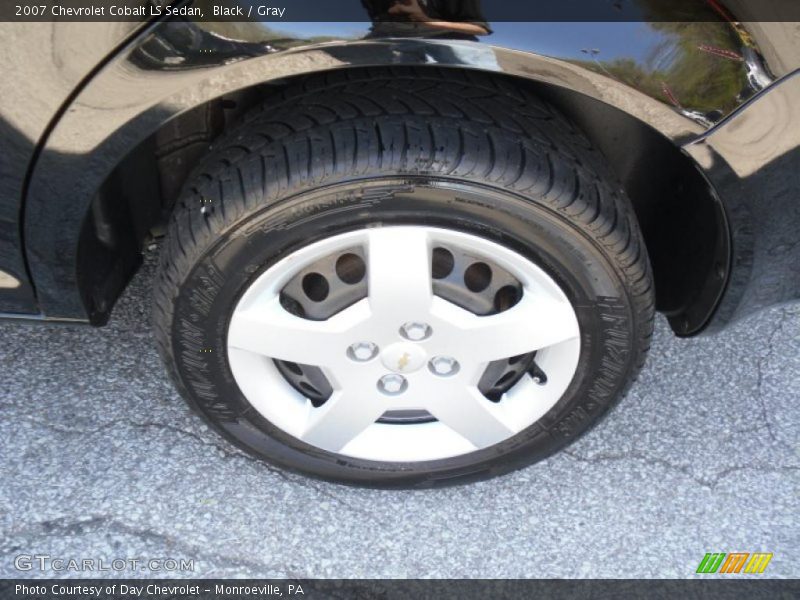 Black / Gray 2007 Chevrolet Cobalt LS Sedan