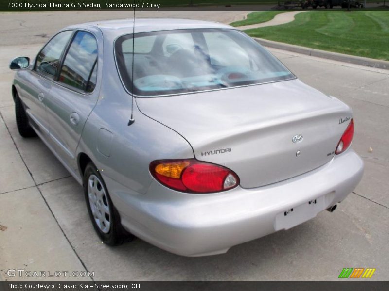 Sandalwood / Gray 2000 Hyundai Elantra GLS Sedan