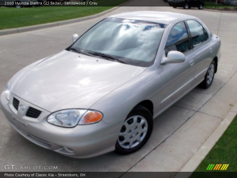 Sandalwood / Gray 2000 Hyundai Elantra GLS Sedan