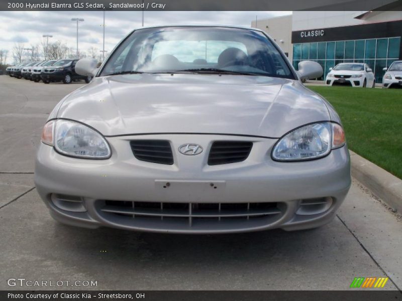 Sandalwood / Gray 2000 Hyundai Elantra GLS Sedan