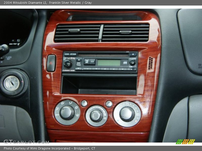 Controls of 2004 Diamante LS