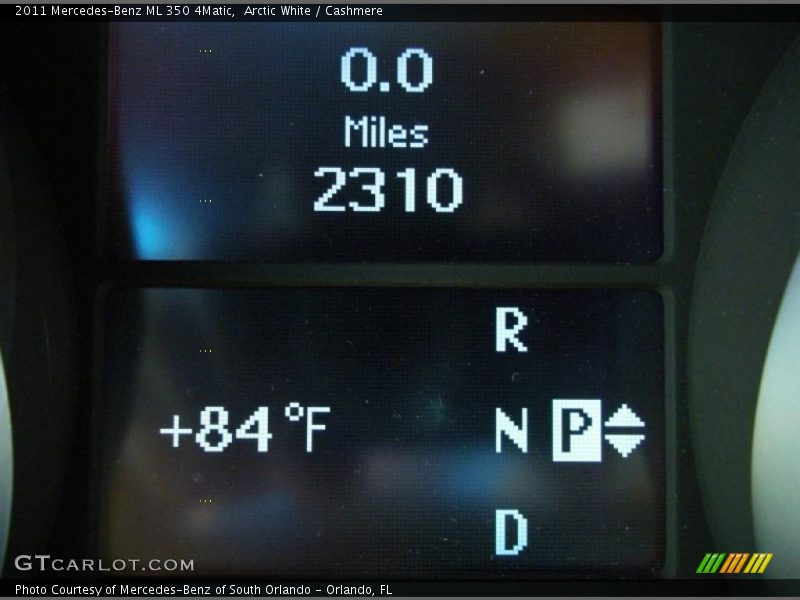 Arctic White / Cashmere 2011 Mercedes-Benz ML 350 4Matic