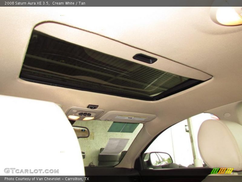 Cream White / Tan 2008 Saturn Aura XE 3.5