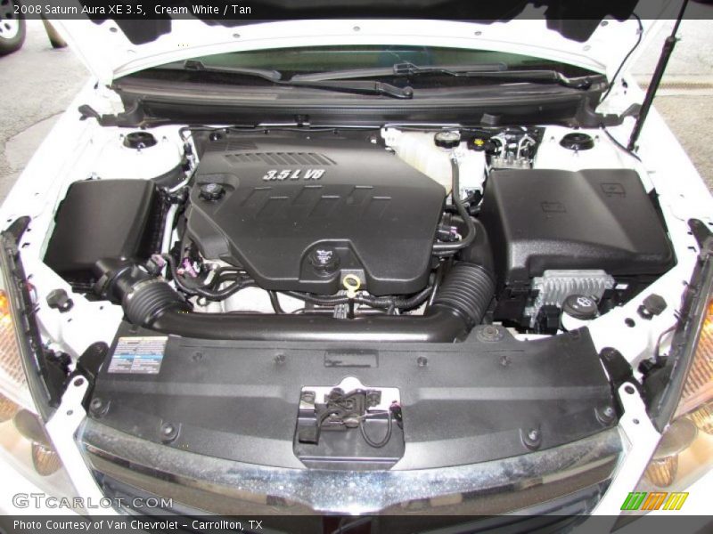 Cream White / Tan 2008 Saturn Aura XE 3.5