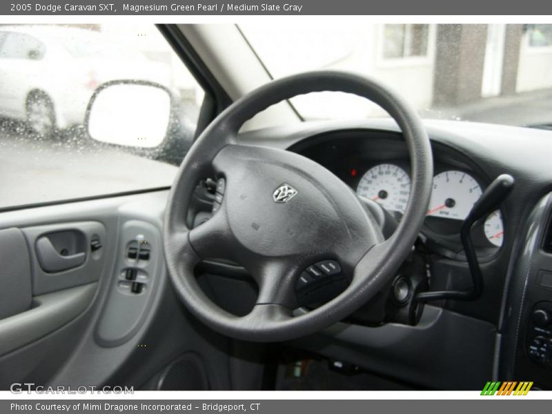 Magnesium Green Pearl / Medium Slate Gray 2005 Dodge Caravan SXT
