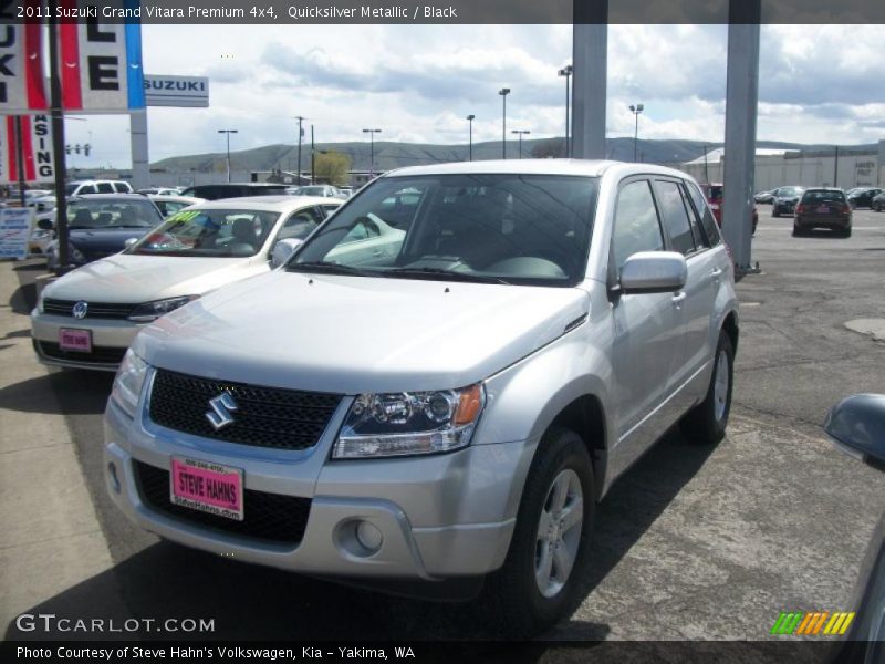 Quicksilver Metallic / Black 2011 Suzuki Grand Vitara Premium 4x4