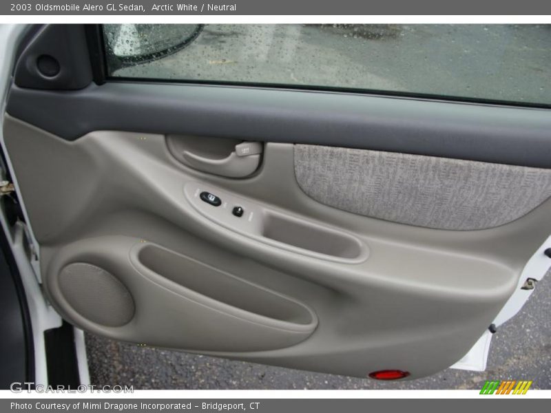 Door Panel of 2003 Alero GL Sedan