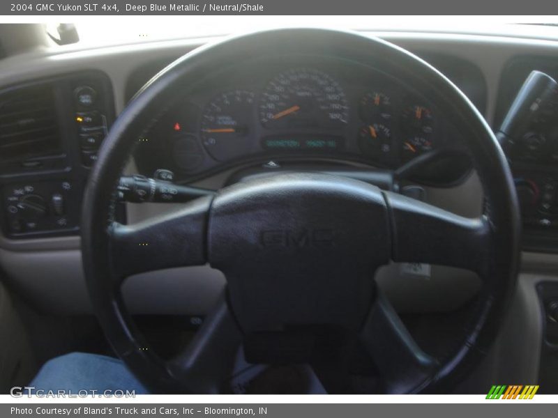 Deep Blue Metallic / Neutral/Shale 2004 GMC Yukon SLT 4x4