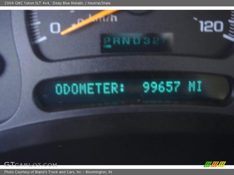 Deep Blue Metallic / Neutral/Shale 2004 GMC Yukon SLT 4x4