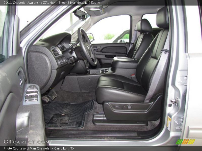 Sheer Silver Metallic / Ebony 2011 Chevrolet Avalanche Z71 4x4