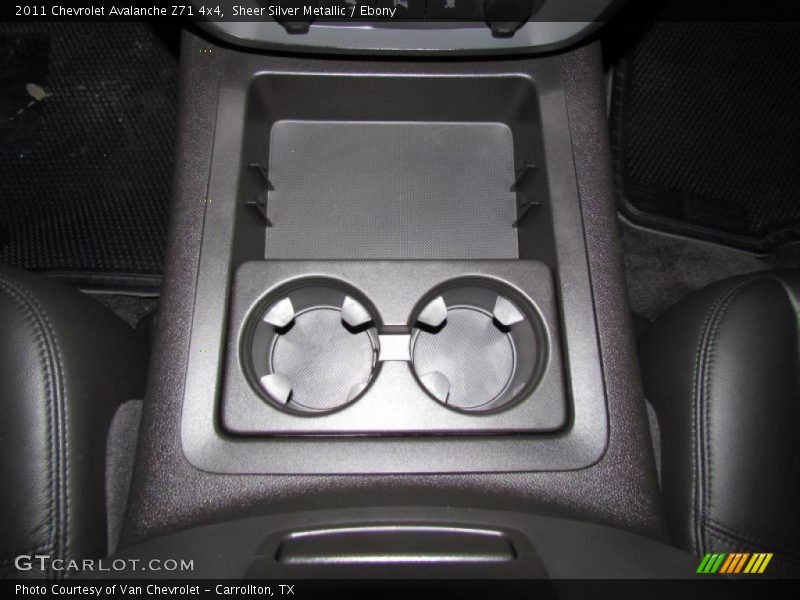 Sheer Silver Metallic / Ebony 2011 Chevrolet Avalanche Z71 4x4