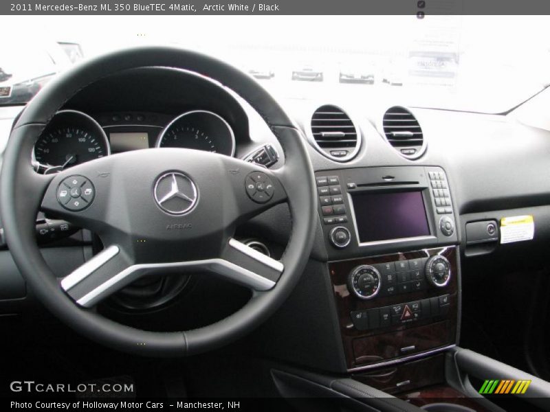 Arctic White / Black 2011 Mercedes-Benz ML 350 BlueTEC 4Matic