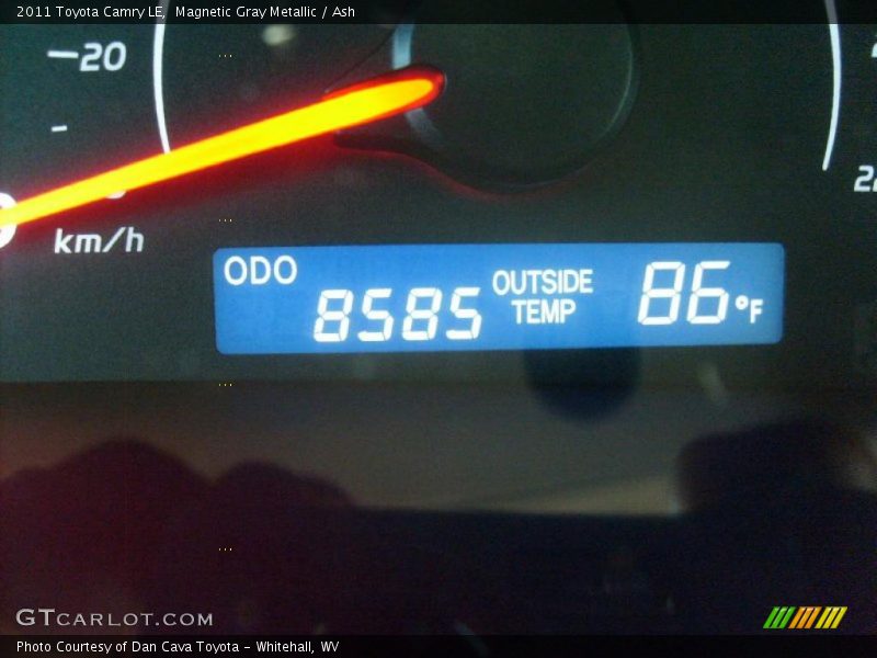 Magnetic Gray Metallic / Ash 2011 Toyota Camry LE