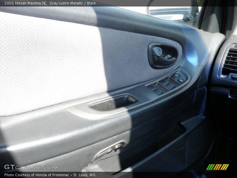 Gray Lustre Metallic / Black 2001 Nissan Maxima SE
