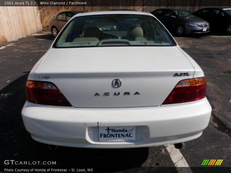 White Diamond / Parchment 2001 Acura TL 3.2