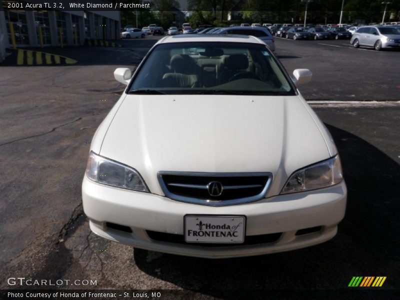 White Diamond / Parchment 2001 Acura TL 3.2