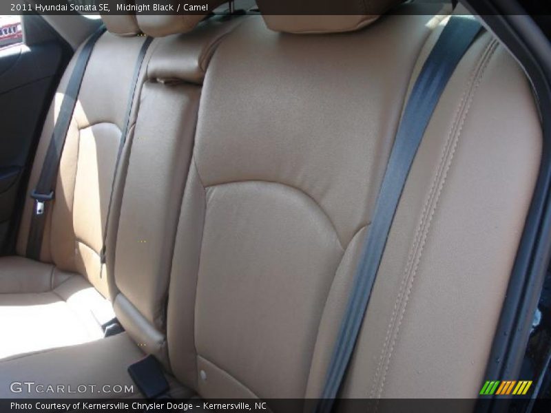 Midnight Black / Camel 2011 Hyundai Sonata SE