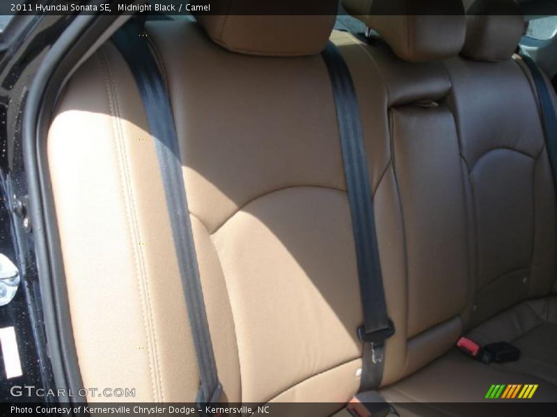 Midnight Black / Camel 2011 Hyundai Sonata SE