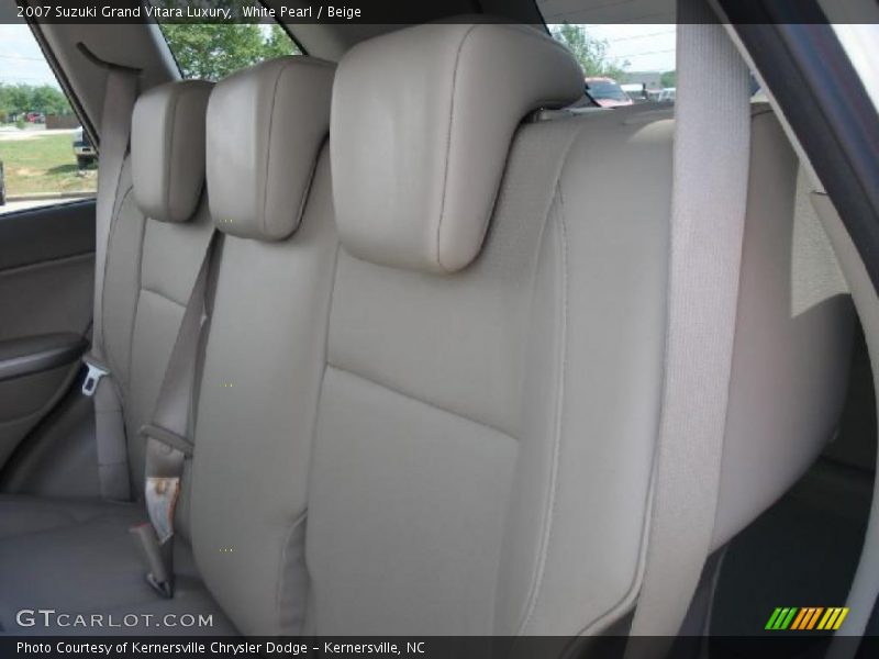 White Pearl / Beige 2007 Suzuki Grand Vitara Luxury