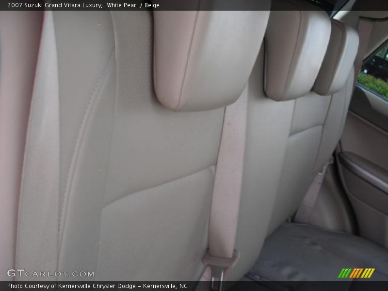 White Pearl / Beige 2007 Suzuki Grand Vitara Luxury