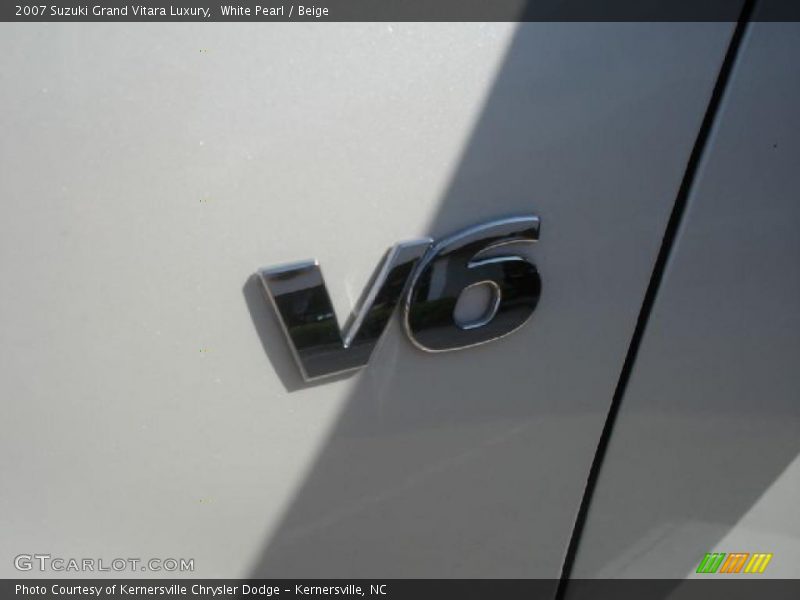 White Pearl / Beige 2007 Suzuki Grand Vitara Luxury