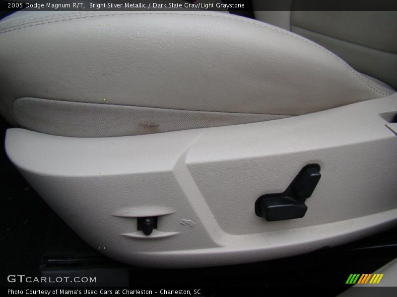 Bright Silver Metallic / Dark Slate Gray/Light Graystone 2005 Dodge Magnum R/T