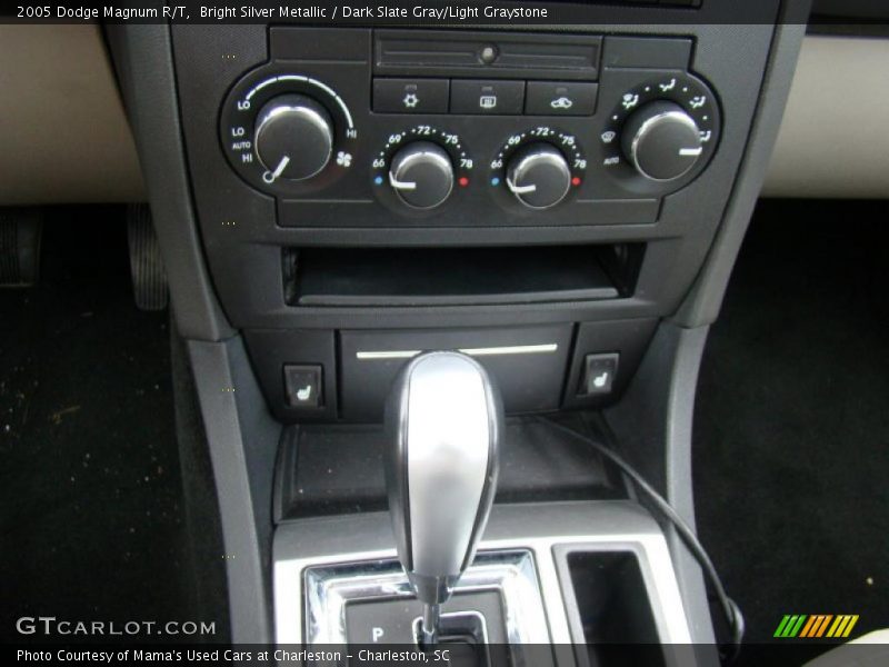 Bright Silver Metallic / Dark Slate Gray/Light Graystone 2005 Dodge Magnum R/T