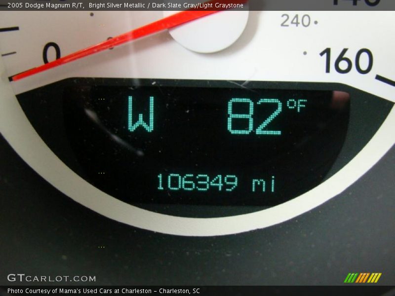 Bright Silver Metallic / Dark Slate Gray/Light Graystone 2005 Dodge Magnum R/T