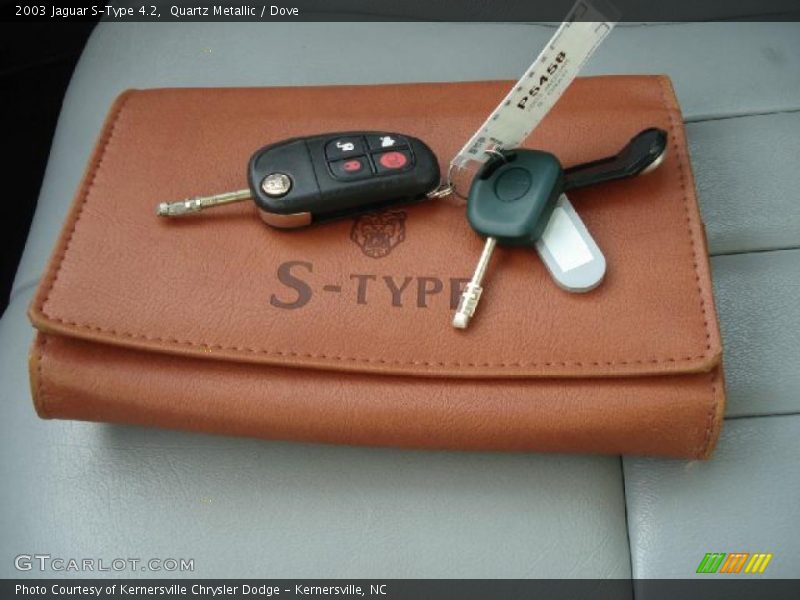 Quartz Metallic / Dove 2003 Jaguar S-Type 4.2