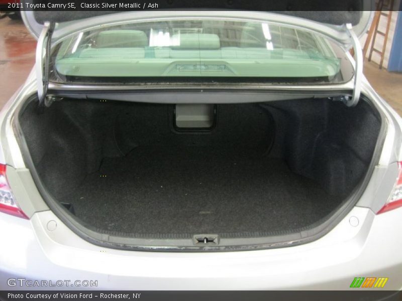 Classic Silver Metallic / Ash 2011 Toyota Camry SE