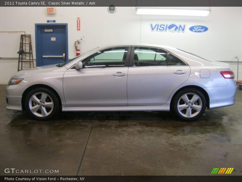 Classic Silver Metallic / Ash 2011 Toyota Camry SE
