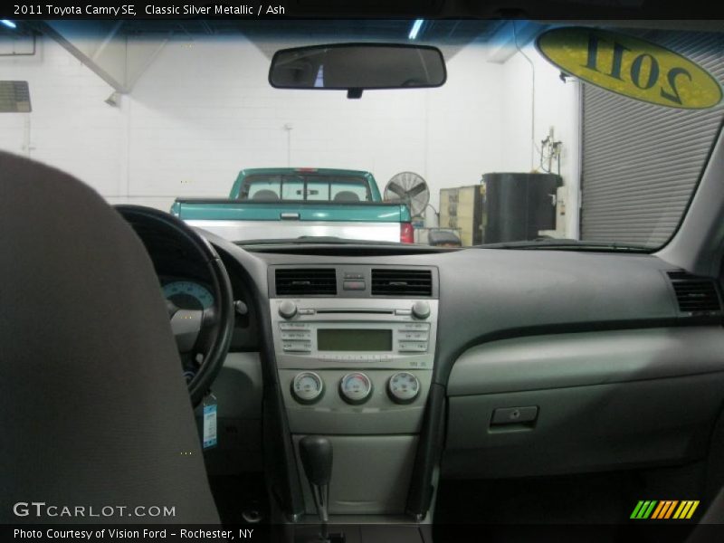 Classic Silver Metallic / Ash 2011 Toyota Camry SE