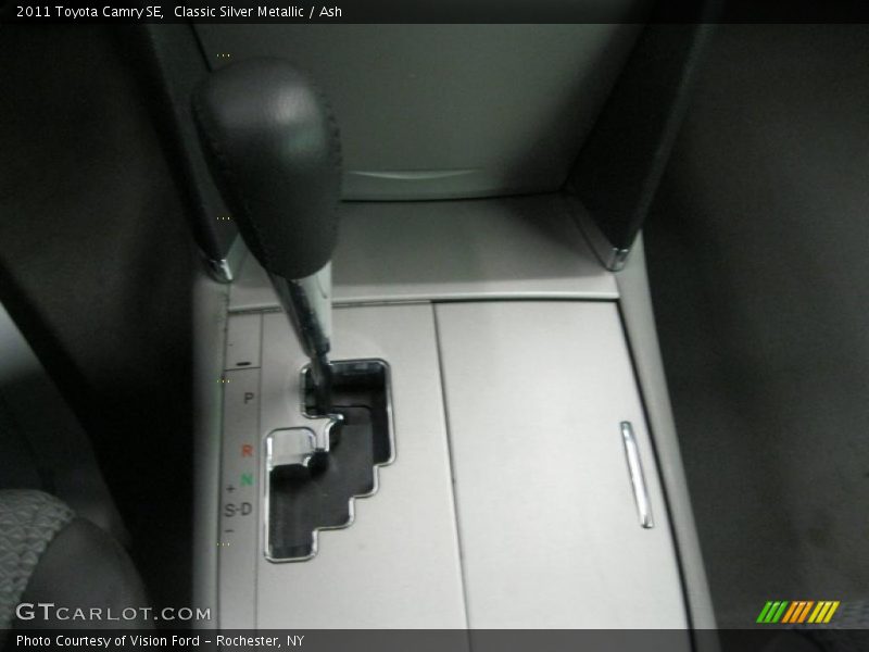Classic Silver Metallic / Ash 2011 Toyota Camry SE
