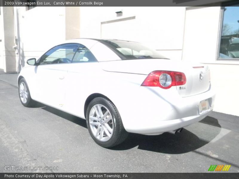 Candy White / Cornsilk Beige 2009 Volkswagen Eos Lux