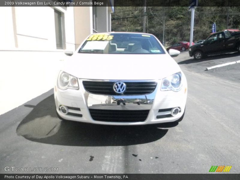 Candy White / Cornsilk Beige 2009 Volkswagen Eos Lux