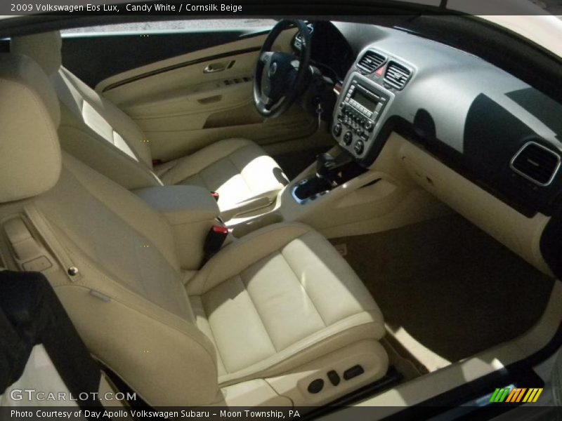 Candy White / Cornsilk Beige 2009 Volkswagen Eos Lux