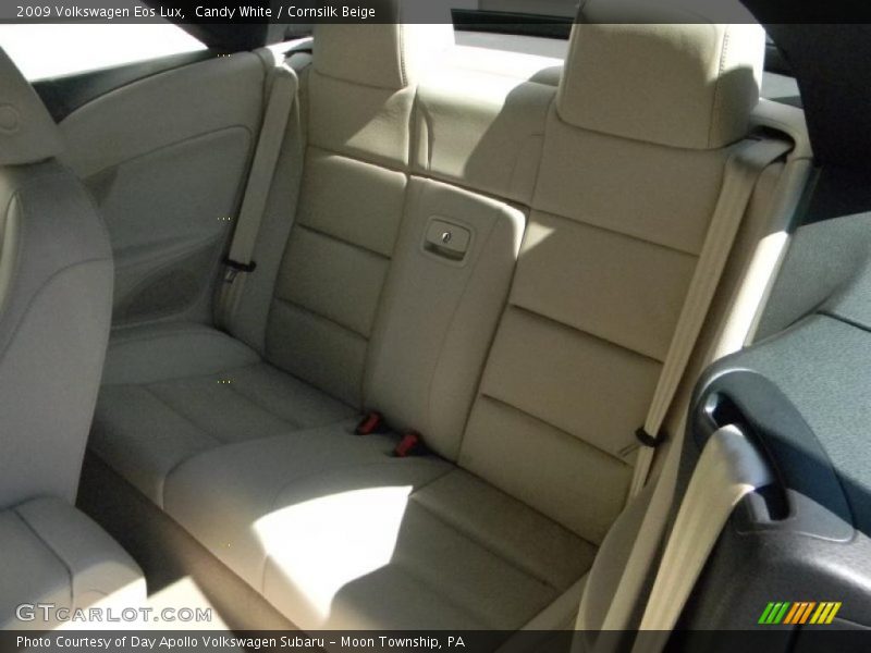 Candy White / Cornsilk Beige 2009 Volkswagen Eos Lux