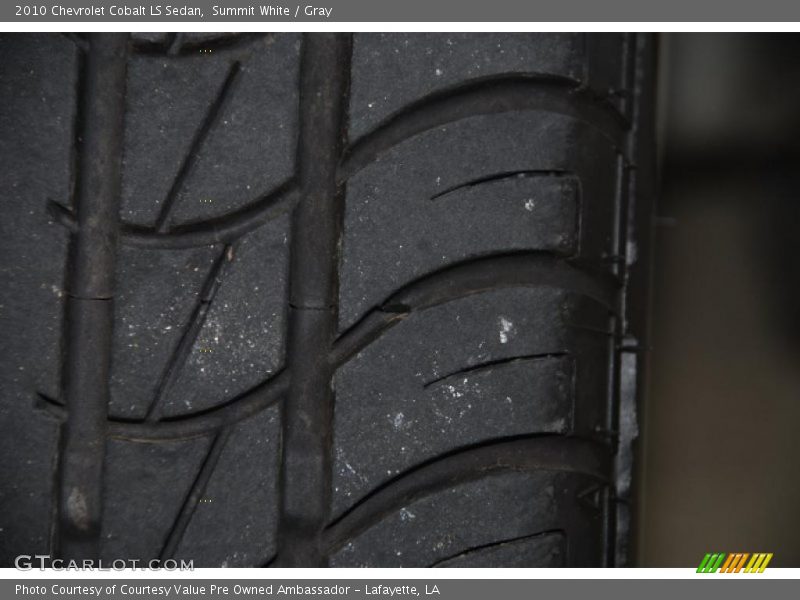 Summit White / Gray 2010 Chevrolet Cobalt LS Sedan