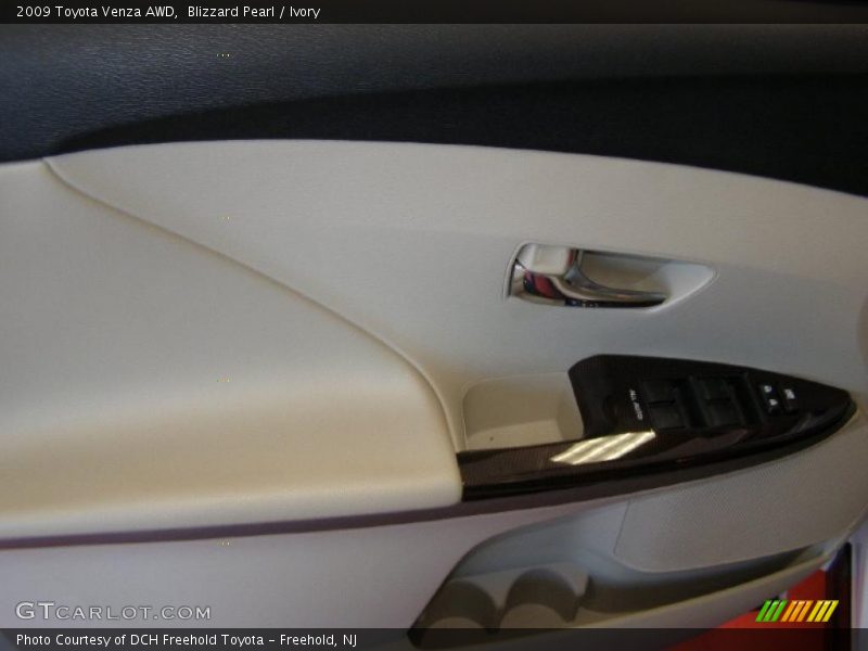 Blizzard Pearl / Ivory 2009 Toyota Venza AWD