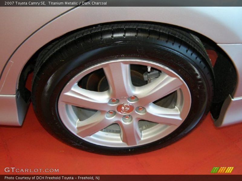 Titanium Metallic / Dark Charcoal 2007 Toyota Camry SE