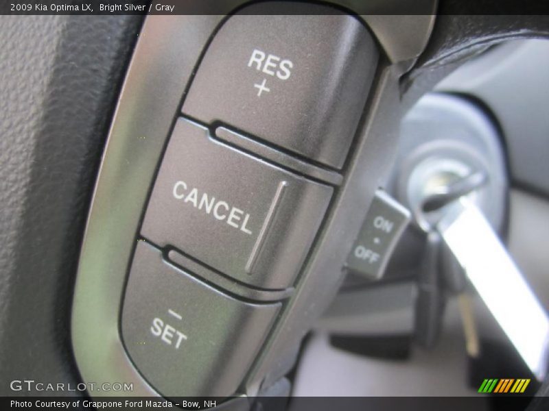 Bright Silver / Gray 2009 Kia Optima LX