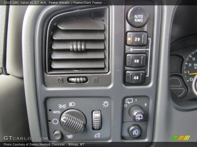 Controls of 2003 Yukon XL SLT 4x4