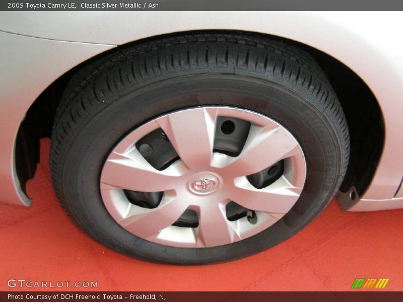 Classic Silver Metallic / Ash 2009 Toyota Camry LE