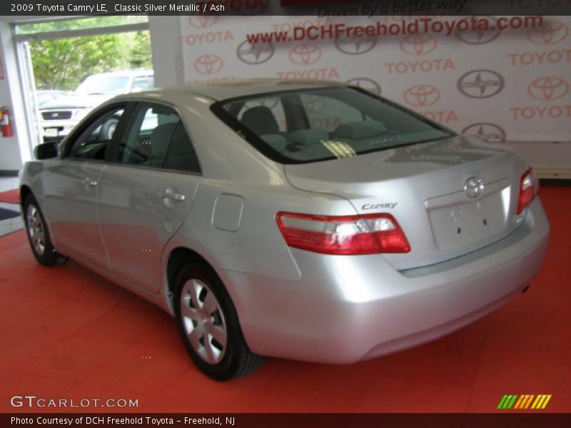 Classic Silver Metallic / Ash 2009 Toyota Camry LE