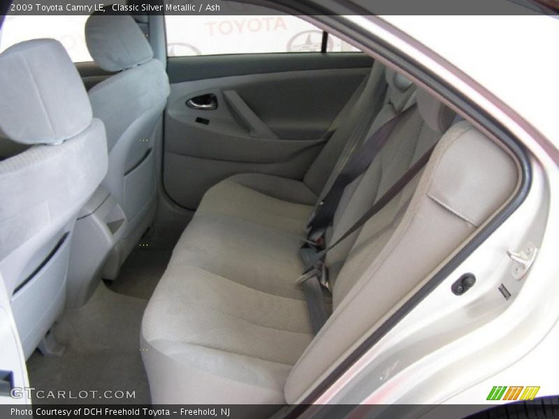 Classic Silver Metallic / Ash 2009 Toyota Camry LE
