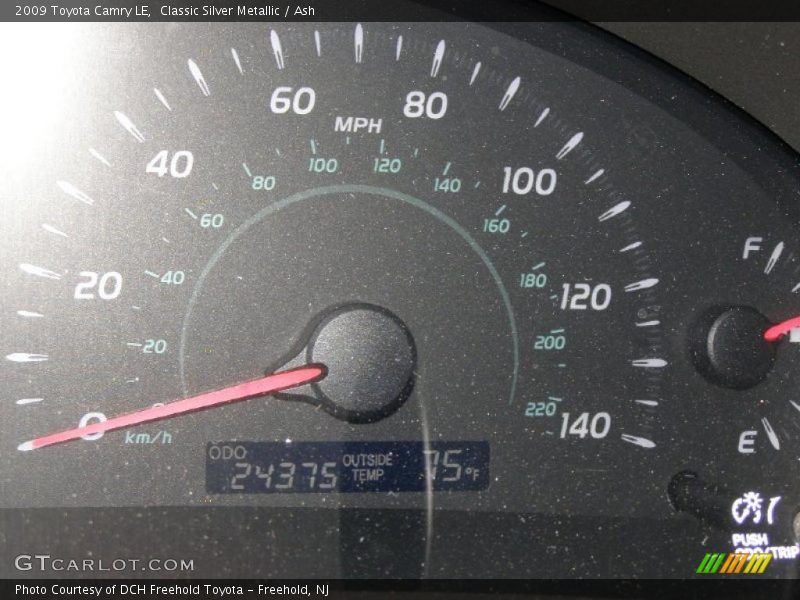 Classic Silver Metallic / Ash 2009 Toyota Camry LE