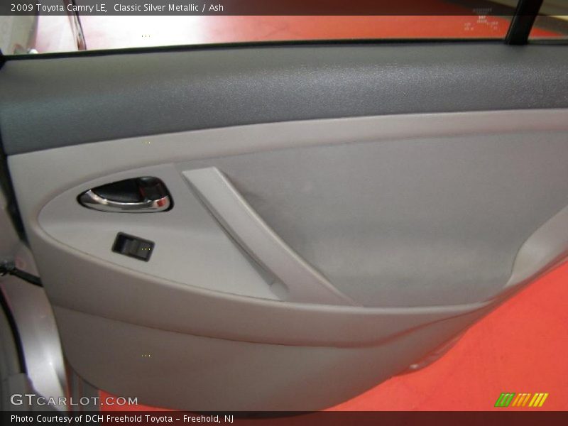 Classic Silver Metallic / Ash 2009 Toyota Camry LE