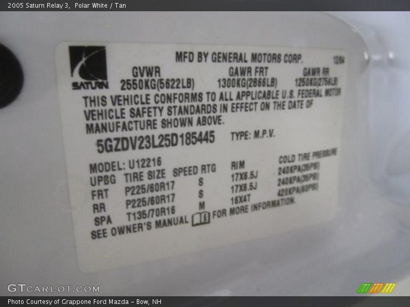 Polar White / Tan 2005 Saturn Relay 3