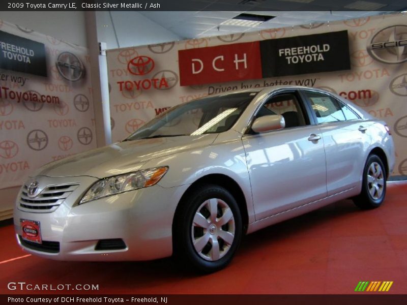 Classic Silver Metallic / Ash 2009 Toyota Camry LE